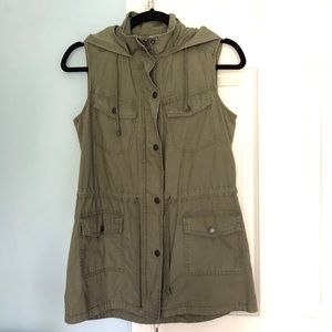 Mudd Utility Vest